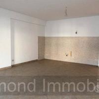 Bivano piano terra con garage a Mascali