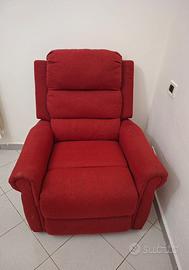 Poltrona elettrica regolabile rossa