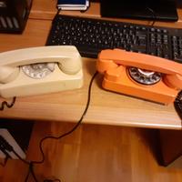 Telefoni vintage a rotella