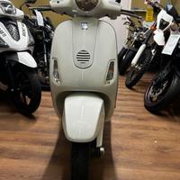 Piaggio Vespa 50 LX