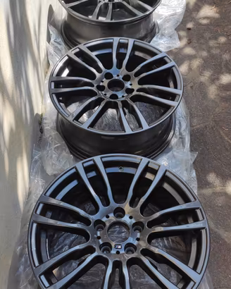 Bmw F30 F31 Set Completo 4X Cerchi In Lega Hyper G