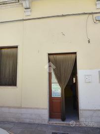 4 LOCALI A PULSANO