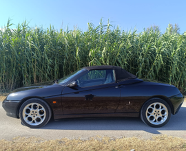 Alfa Romeo 916 Spider - Edizione Classica