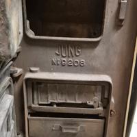 Stufa in ghisa vintage Jung