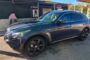 INFINITI QX70 3.0 V6 Diesel • TAGLIANDATA