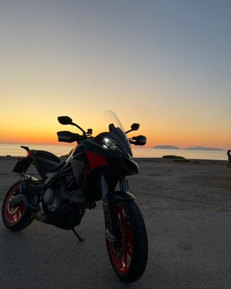 Ducati multistrada V2S