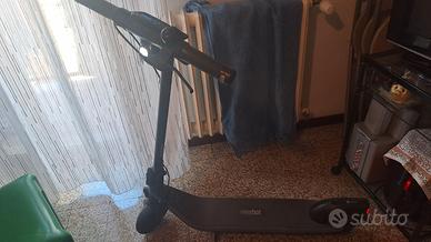 Ninebot KickScooter E2 D