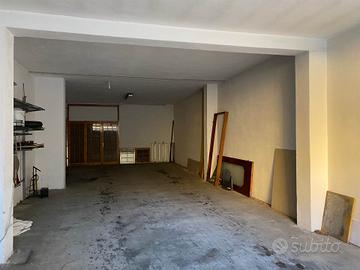 Rif.2460UF64932| garage piacenza