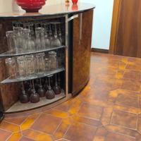 Mobile  finitura radica di noce 