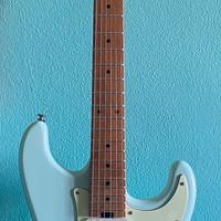 R66 Modello Stratocaster Chitarra Elettrica
