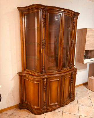 Vetrina in legno
