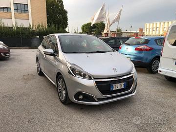 PEUGEOT 208 BlueHDi 75 S&S 5 porte Active