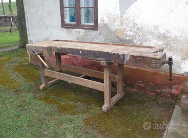 BANCO DA FALEGNAME CON DUE MORSE