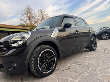 Mini Cooper Countryman 2.0 D Park Lane Automatica