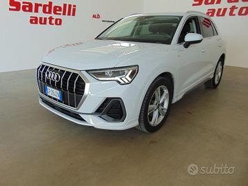 AUDI Q3 35 TDI quattro S tronic S line edition