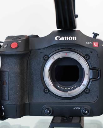 Canon c70 con ADATTATORE Canon EF-EOS R 0.71x
