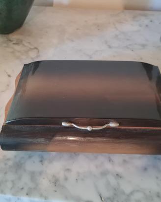 portasigarette con carillon in legno