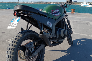 Suzuki GS500 Scrambler