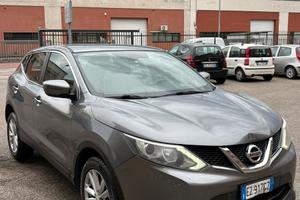 Nissan Qashqai 2015
