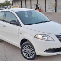 Langia Ypsilon  Ecochic 9.0 Metano