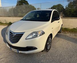 Lancia Ypsilon 1.2 69 CV 5 porte S&S Platinum
