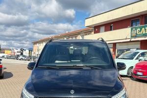 MERCEDES V 300 4MATIC 240 CV 8 POSTI