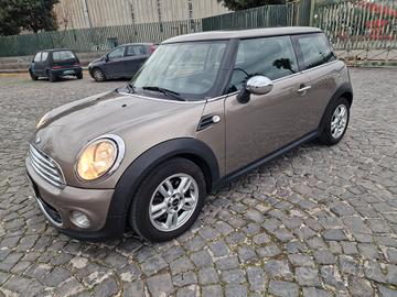 Mini 1.6 Cooper D