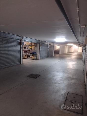 Garage in via Koch