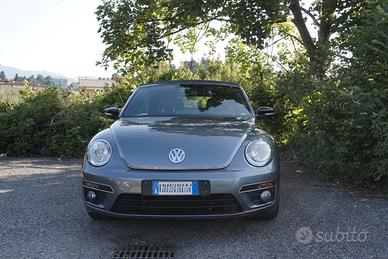 Maggiolino Cabrio 2.0 R Line Cambio manuale 211 cv