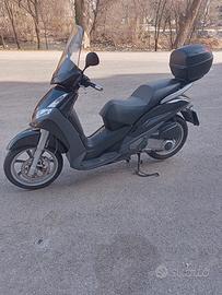 Peugeot Geopolis 300 7.500km