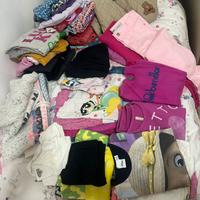 Lotto abbigliamento bambina 4/6 anni