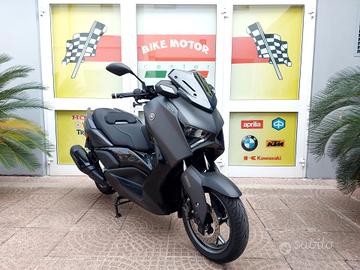 Yamaha X-Max 300 Tech max