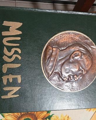 MUSSOLINI 