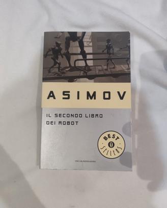 il secondo libro dei robot Asimov 