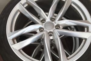 Cerchi+gomme Audi 255/40/r20