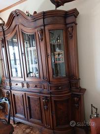 Sala da pranzo completa 