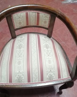 poltroncina anni 30 stile liberty