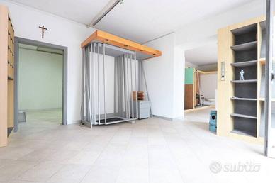 Negozio a Barbarano Mossano, via Ponte, 3 locali