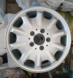 4 cerchi in lega Mercedes