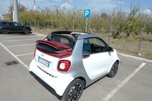 Smart  four two cabrio  90 hp