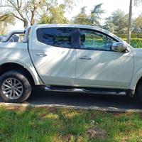 L 200