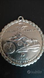 moto - celebrat  Giacomo Agostini 