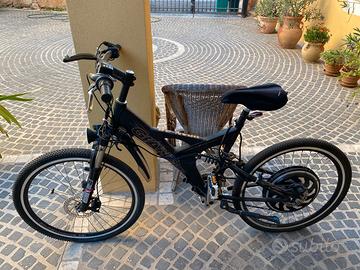 Bici elettrica Mountain bike Giant ucan-2.0