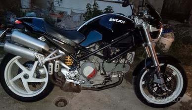 Ducati Monster S2R 1000