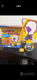 Gioco torta in faccia completo di tutto scatolato