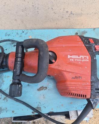 Demolitore hilti te 700