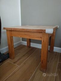 Tavolino in legno ikea