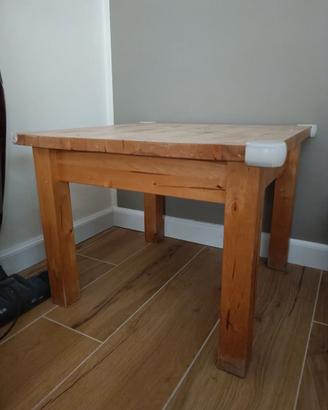 Tavolino in legno ikea