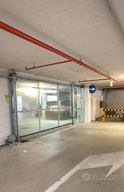 Posto auto privato in area chiusa con cancelli