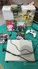 Xbox One S 500GB + Controller + 5 Giochi